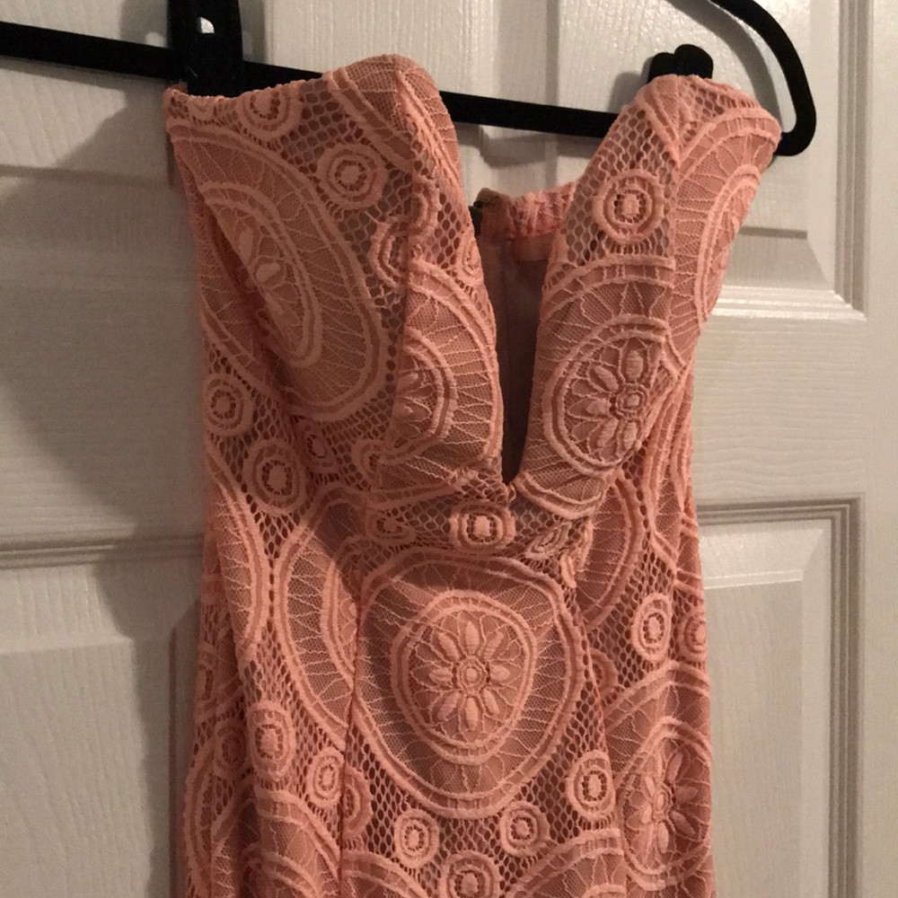 Dress - Picture 2 of 4